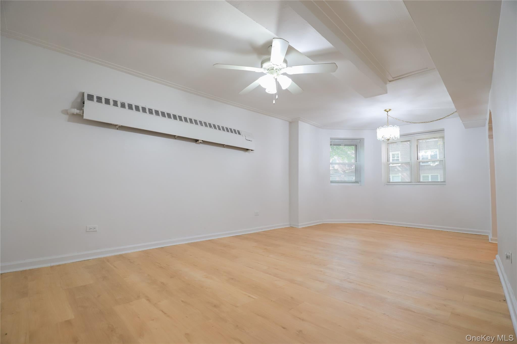 141 34 79th Ave, Kew Garden Hills, NY 11367 photo