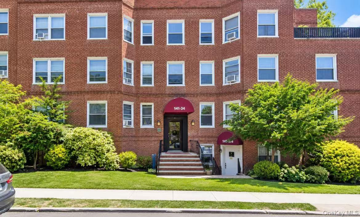 141 34 79th Ave, Kew Garden Hills, NY 11367