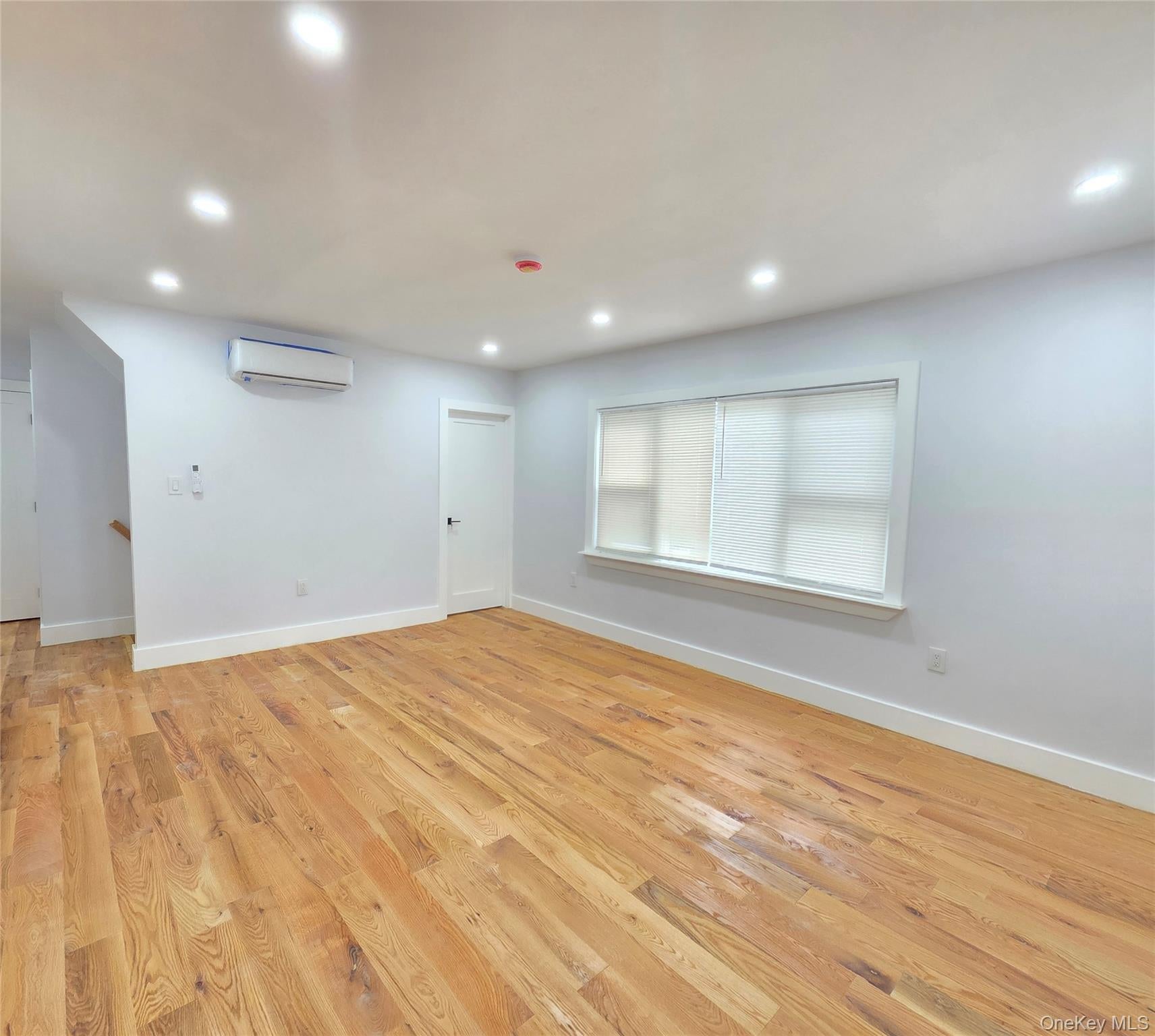 21624 132nd Ave, Jamaica, NY 11413 photo