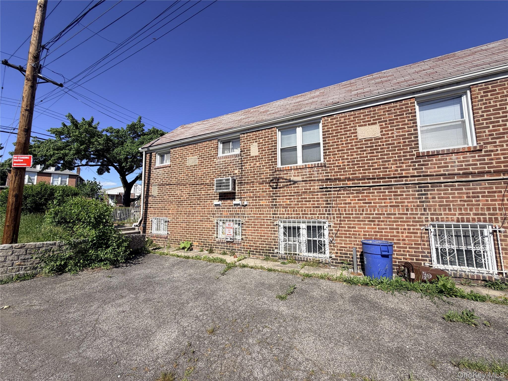3140 Waterbury Ave, Bronx, NY 10465 photo
