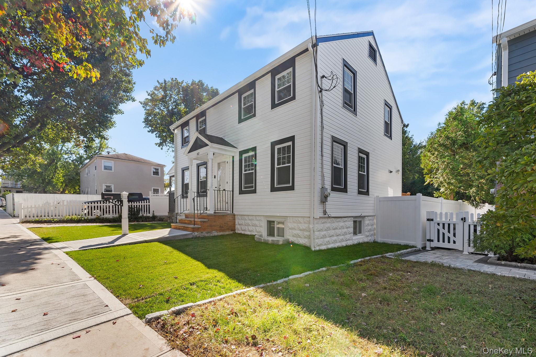 162 Bentley St, Staten Island, NY 10307 photo
