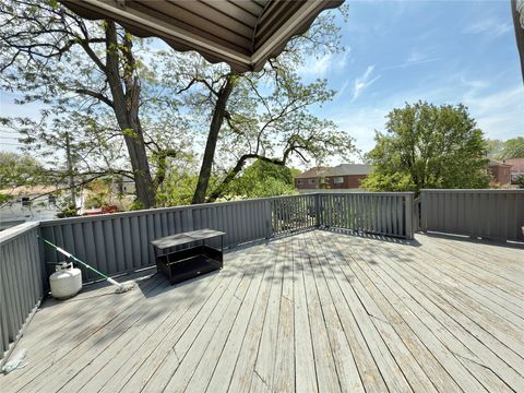 Duplex in Bronx NY 3210 Spencer Drive 9.jpg