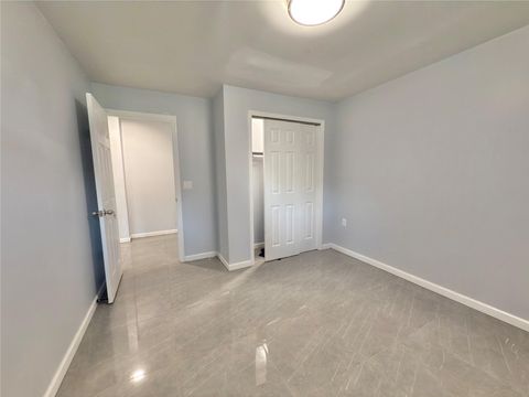 Duplex in Bronx NY 3210 Spencer Drive 25.jpg