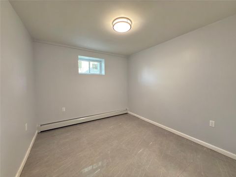 Duplex in Bronx NY 3210 Spencer Drive 23.jpg