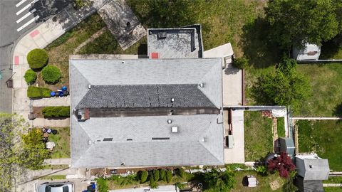 Duplex in Bronx NY 3210 Spencer Drive 36.jpg