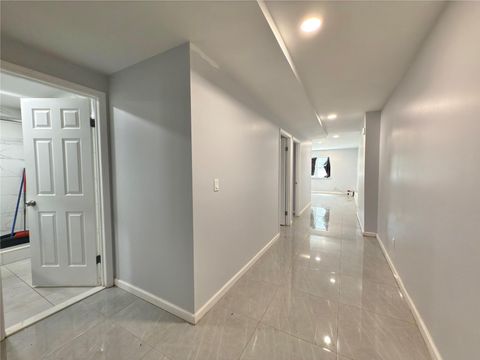Duplex in Bronx NY 3210 Spencer Drive 26.jpg