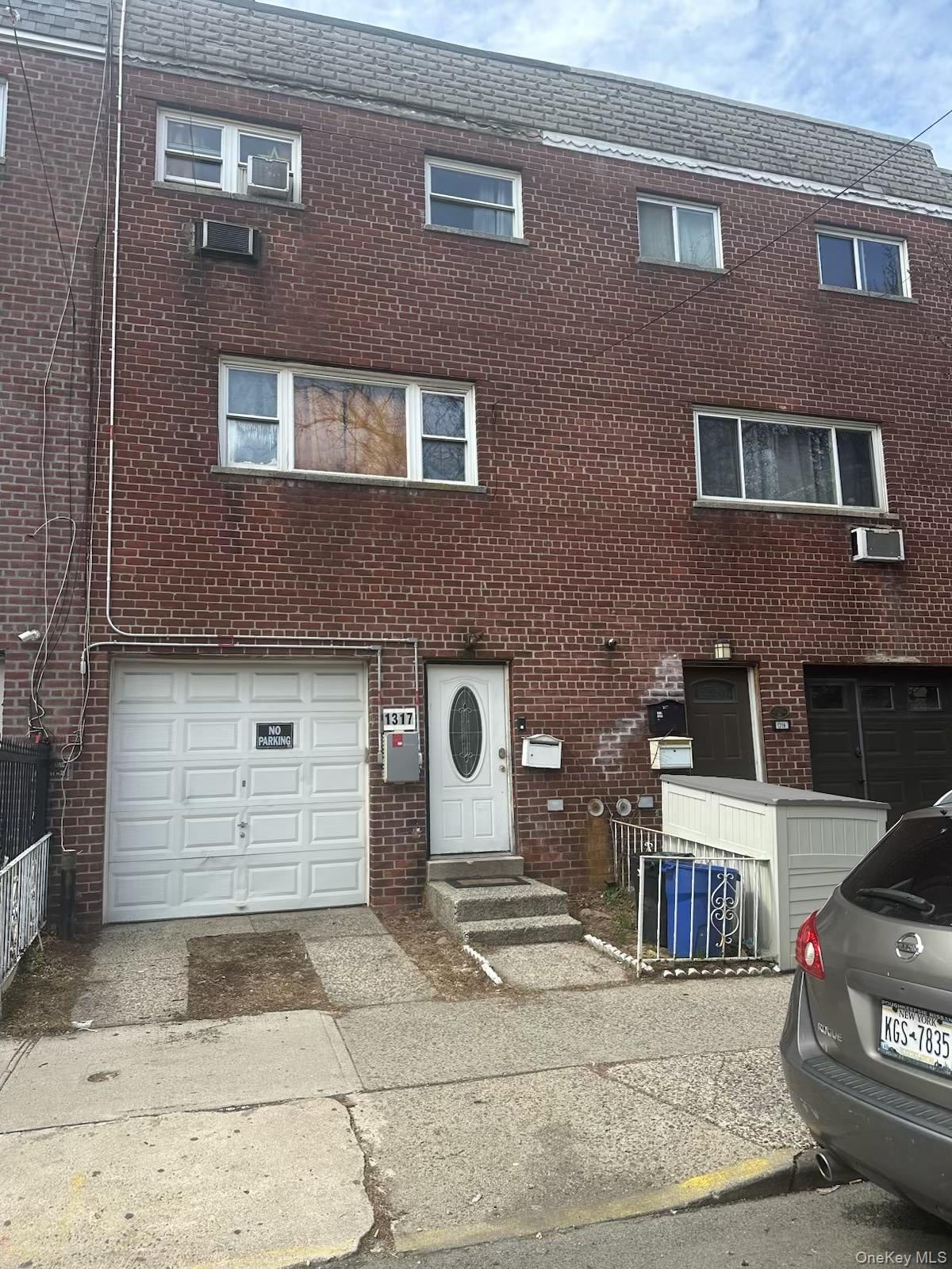 1317 Stratford Ave, Bronx, NY 10472