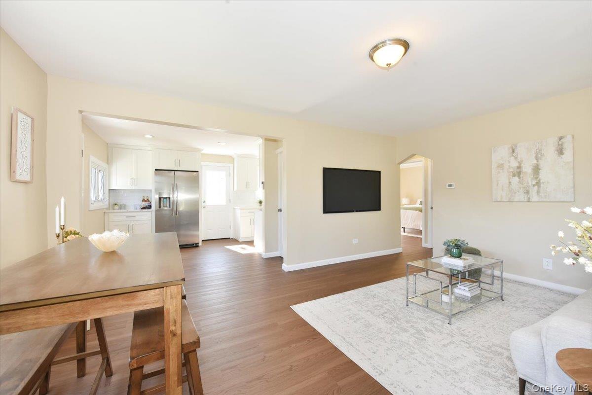 11 Grant St, Roosevelt, NY 11575 photo