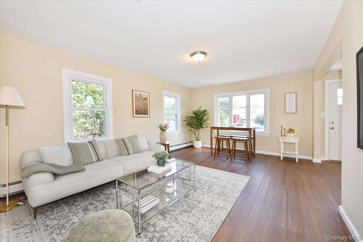 11 Grant St, Roosevelt, NY 11575 photo