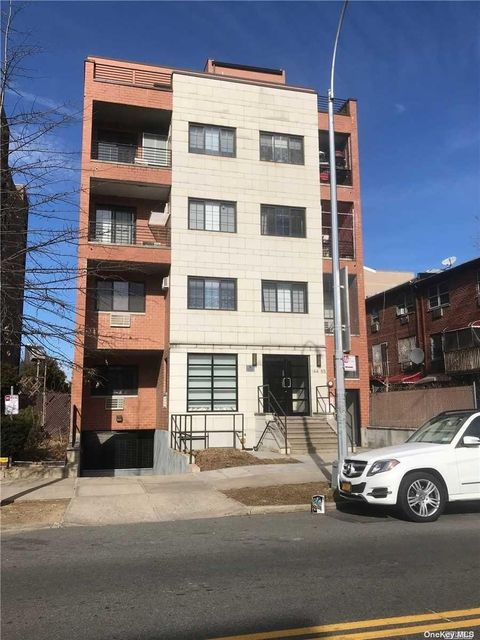 Condominium in Flushing NY 144-85 Roosevelt Avenue #5E.jpg