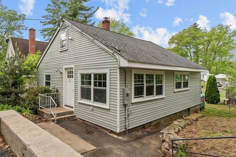 Single Family Residence in Salem NH 5 London Rd 2.jpg