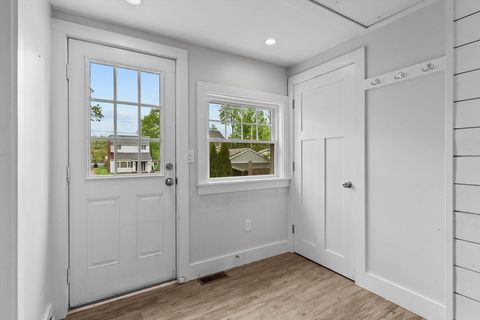 Single Family Residence in Salem NH 5 London Rd 17.jpg