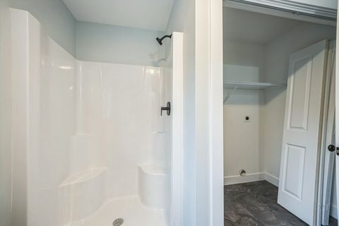 Single Family Residence in Barrington NH Lot 8 Elm Ct 18.jpg