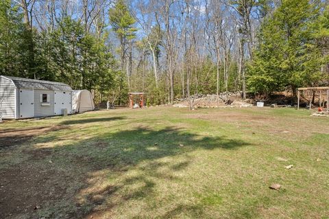 Single Family Residence in Hampstead NH 31 Country Rd 40.jpg