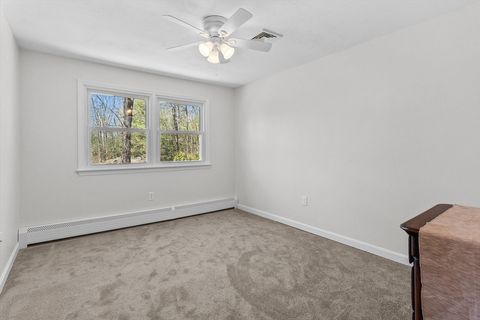 Single Family Residence in Hampstead NH 31 Country Rd 16.jpg