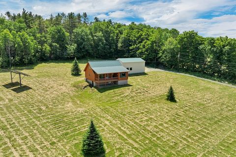 Single Family Residence in Monroe NH 72 Hilltop Rd 39.jpg