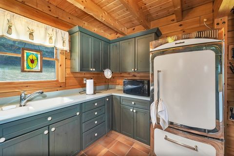 Single Family Residence in Monroe NH 72 Hilltop Rd 10.jpg