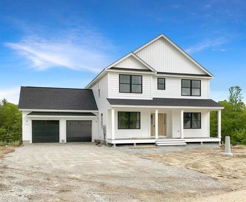 Condominium in Chester NH Lot 6 Robin Way #6.jpg