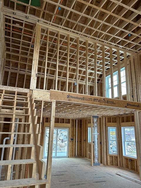 Condominium in Kingston NH 3 Mulligan St #3 7.jpg