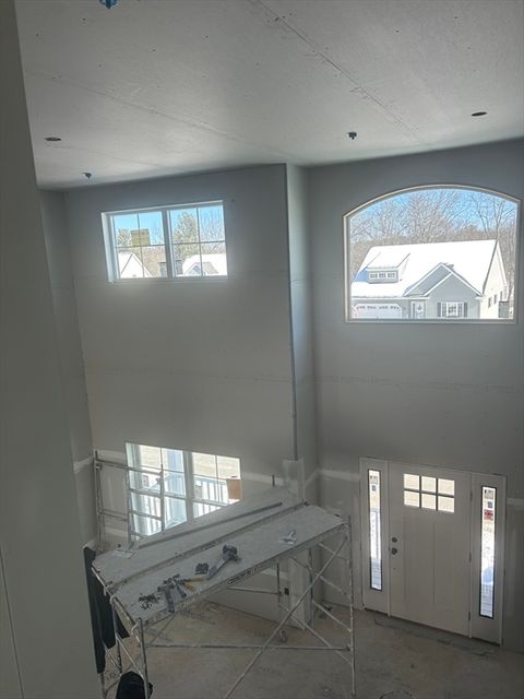 Condominium in Kingston NH 3 Mulligan St #3 17.jpg