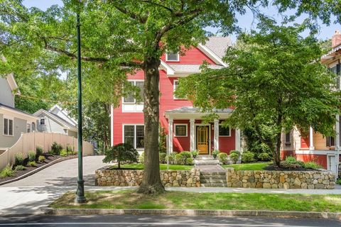 Single Family Residence in Winchester MA 178 Mystic Valley Pkwy.jpg