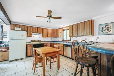 Single Family Residence in Nottingham NH 117 Lakeview Dr 15.jpg