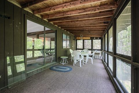 Single Family Residence in Nottingham NH 117 Lakeview Dr 23.jpg