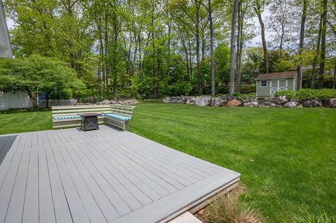 Single Family Residence in Manchester NH 355 Pickering St 18.jpg