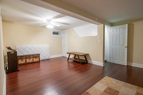 Single Family Residence in Manchester NH 355 Pickering St 13.jpg