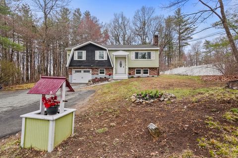 Single Family Residence in Derry NH 33 Frost Road.jpg
