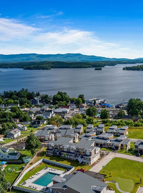Condominium in Laconia NH 28 Vantage Point Drive #1.jpg