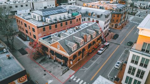  in Portsmouth NH 172 Hanover St.jpg