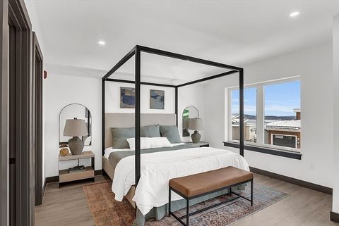 Condominium in Laconia NH 36 Vantage Point Drive #4 17.jpg