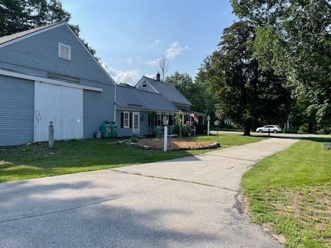 Farm in Kingston NH 43 Depot Rd.jpg