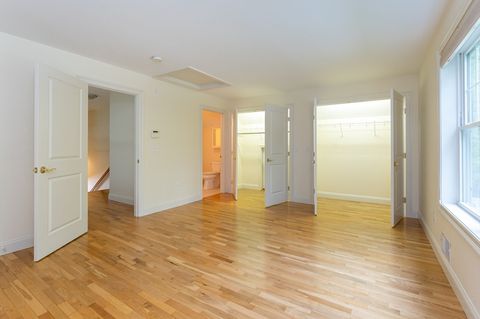 Single Family Residence in Amherst NH 14 Chandler Lane 16.jpg