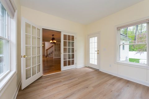 Single Family Residence in Amherst NH 14 Chandler Lane 2.jpg