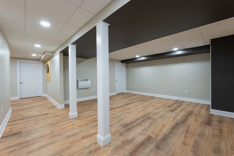 Single Family Residence in Amherst NH 14 Chandler Lane 20.jpg