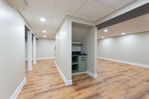Single Family Residence in Amherst NH 14 Chandler Lane 21.jpg
