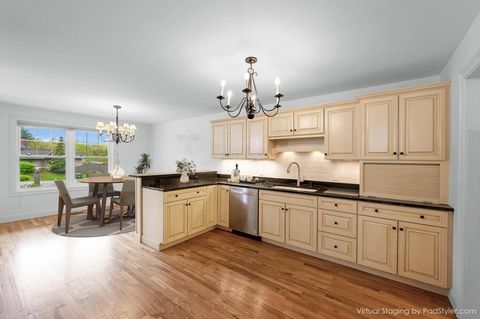 Single Family Residence in Amherst NH 14 Chandler Lane 9.jpg