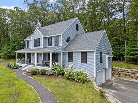 Single Family Residence in Pelham NH 23 Chardonnay Road.jpg