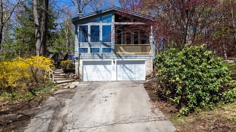 Single Family Residence in Atkinson NH 6 High Hill.jpg