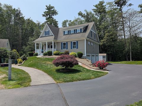 Single Family Residence in Seabrook NH 8 Locke Lane.jpg