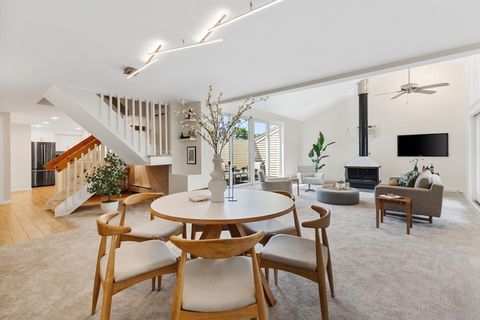 Condominium in Winchester MA 29 Vine Street #7.jpg