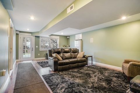 Single Family Residence in Merrimack NH 14 Monadnock Lane 29.jpg