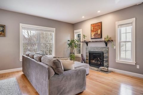 Single Family Residence in Merrimack NH 14 Monadnock Lane 6.jpg