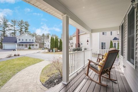 Single Family Residence in Merrimack NH 14 Monadnock Lane 2.jpg