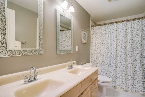 Single Family Residence in Merrimack NH 14 Monadnock Lane 23.jpg