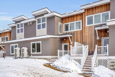 Condominium in Laconia NH 36 Vantage Point Drive #1 3.jpg