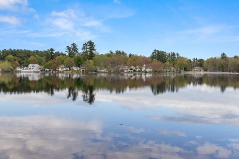 Single Family Residence in Salem NH 5 Field Avenue 5.jpg