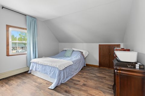 Single Family Residence in Salem NH 5 Field Avenue 23.jpg